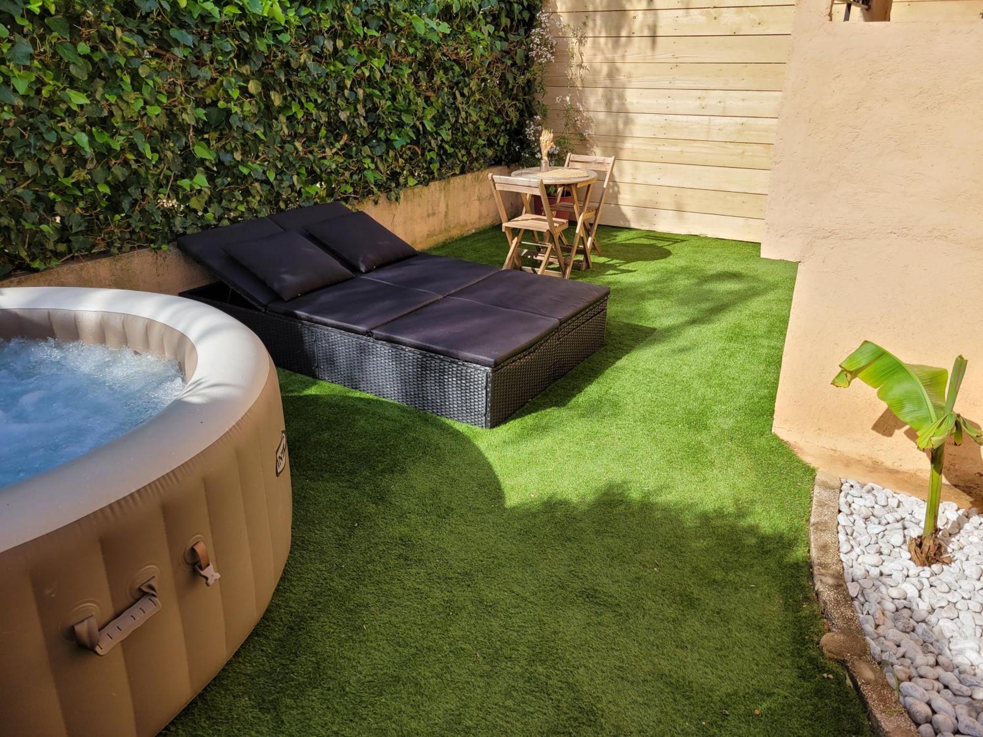 Nuit D'Evasion Love Room Avec Baignoire Balneotherapie Toulon Eksteriør bilde