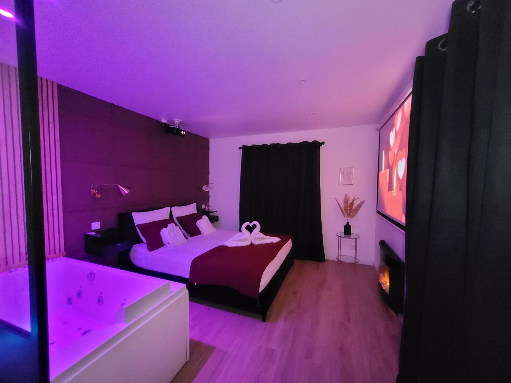 Nuit D'Evasion Love Room Avec Baignoire Balneotherapie Toulon Eksteriør bilde